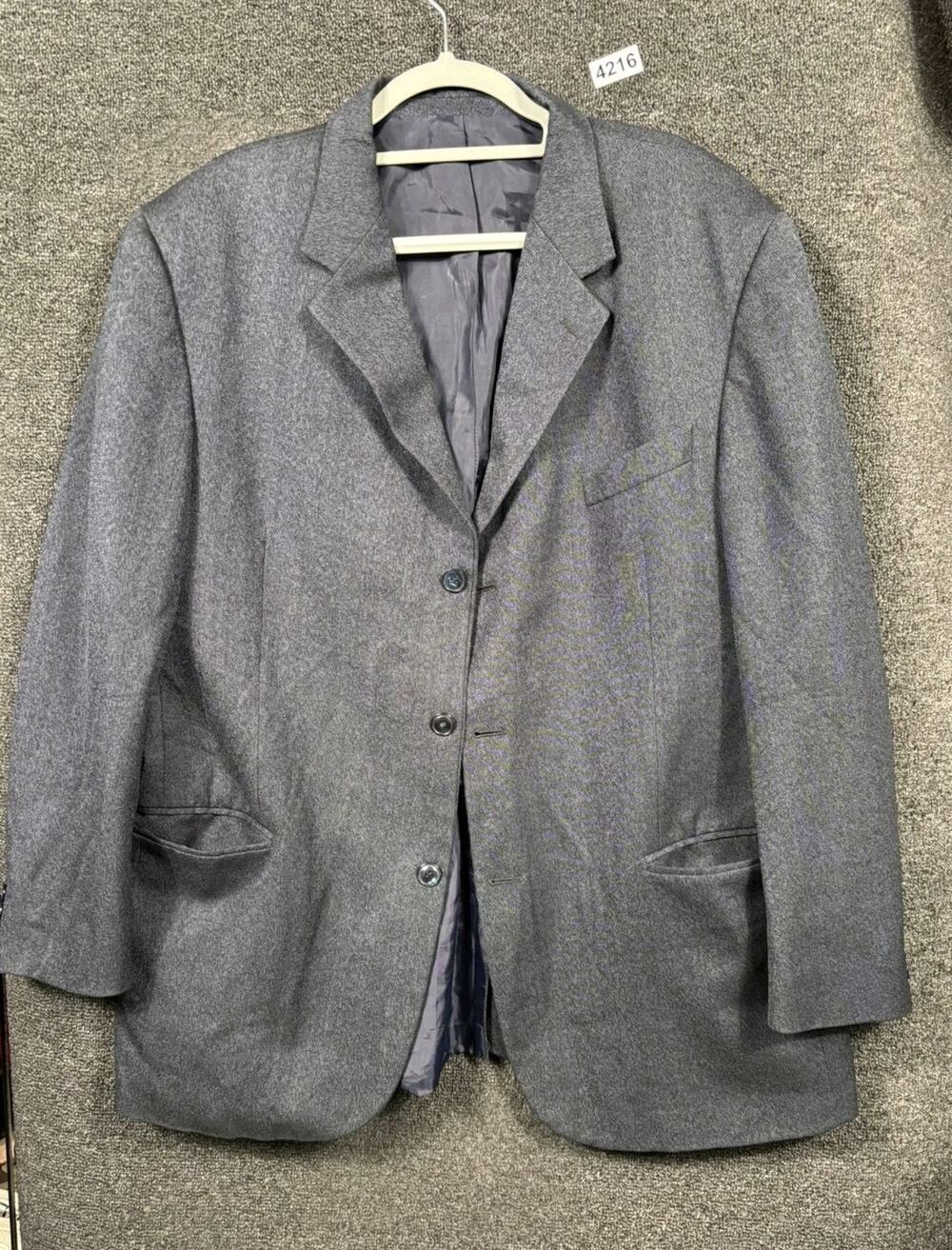AC Arturo Calle Pure New Wool Blazer Jacket Mens Size 46 Gray 3 Buttons Closure